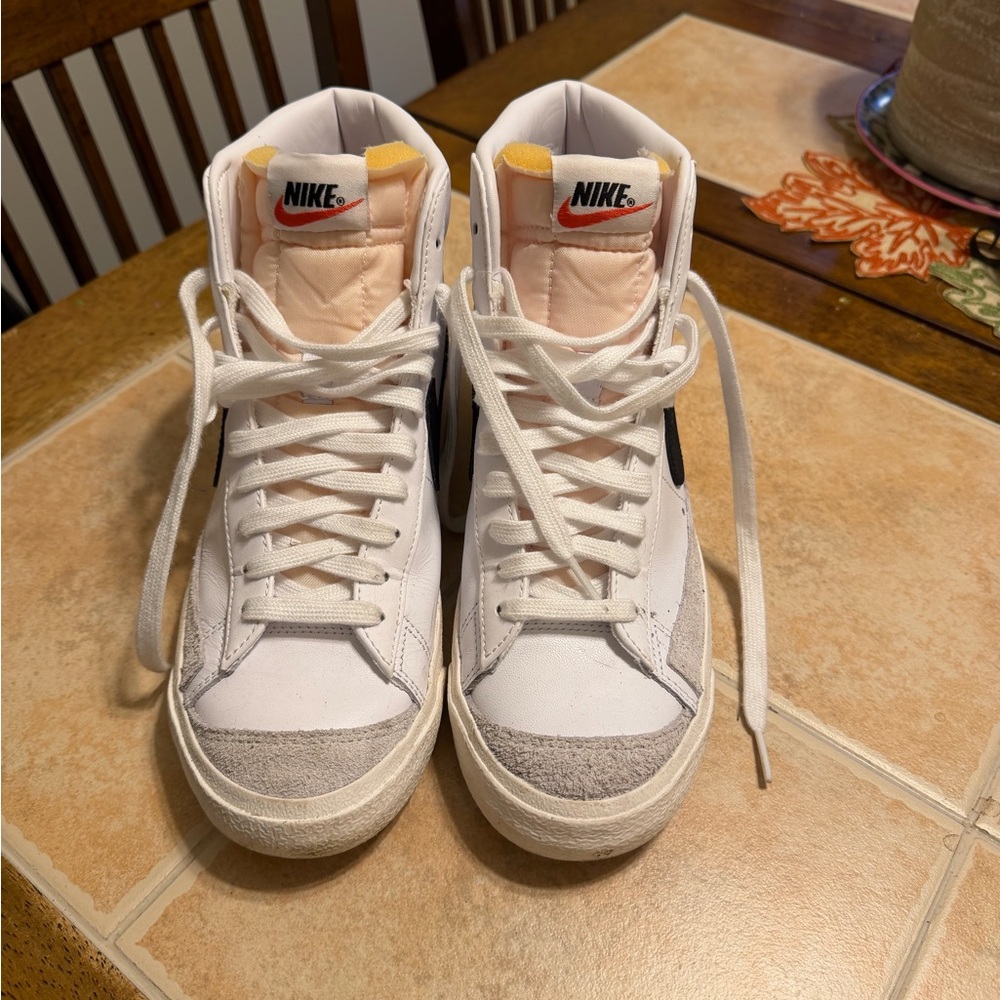 Nike White Blazers Sneakers